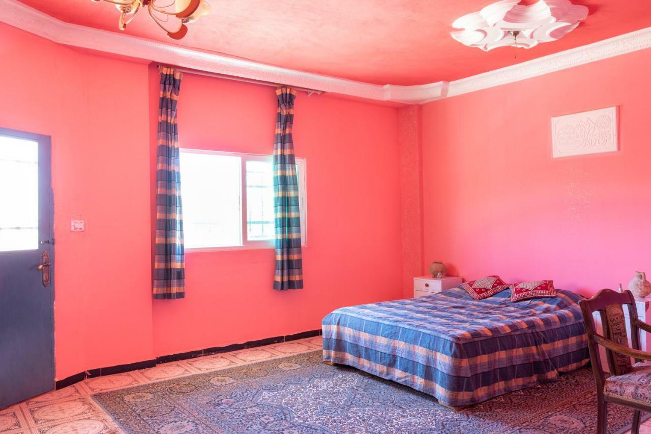 Bed and Breakfast Bedouin Pink Ecohouse à Wadi Musa Extérieur photo