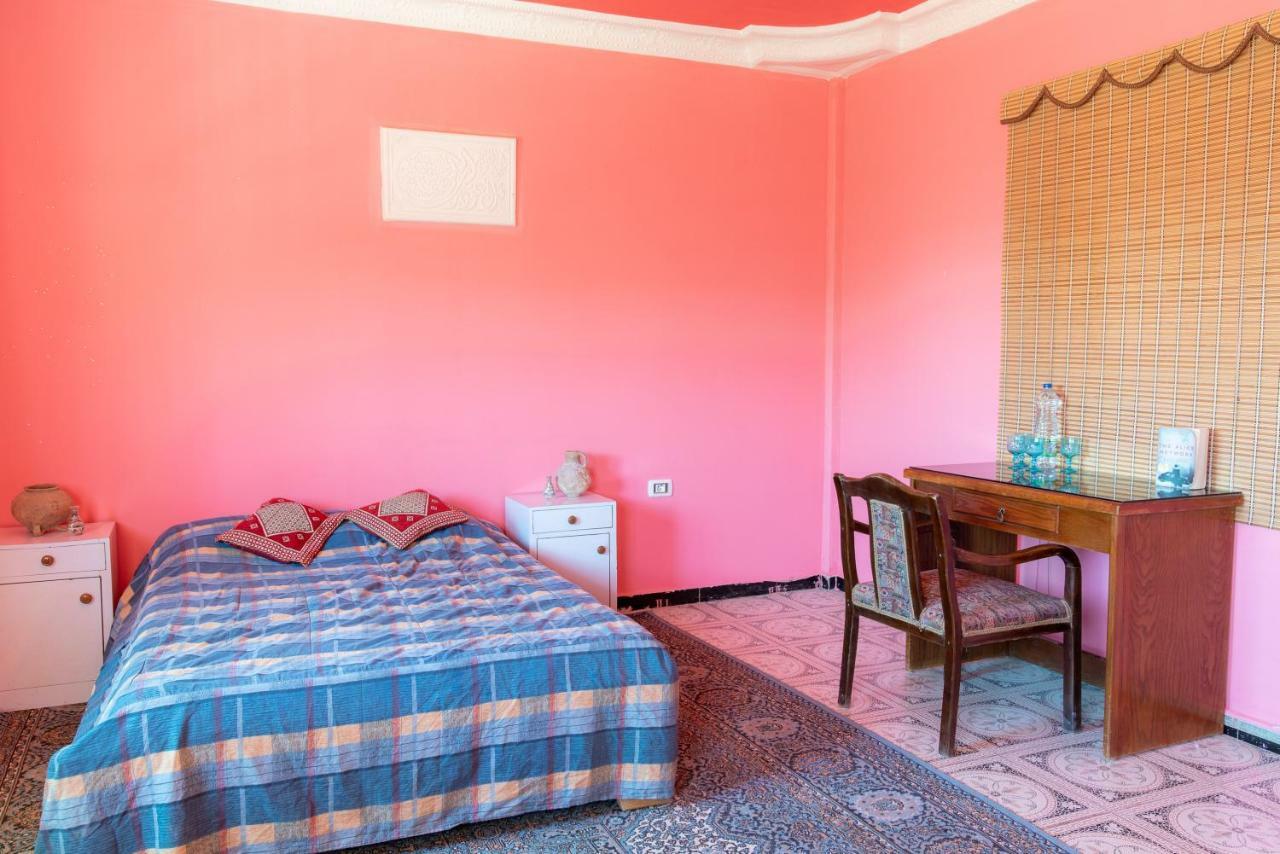 Bed and Breakfast Bedouin Pink Ecohouse à Wadi Musa Extérieur photo